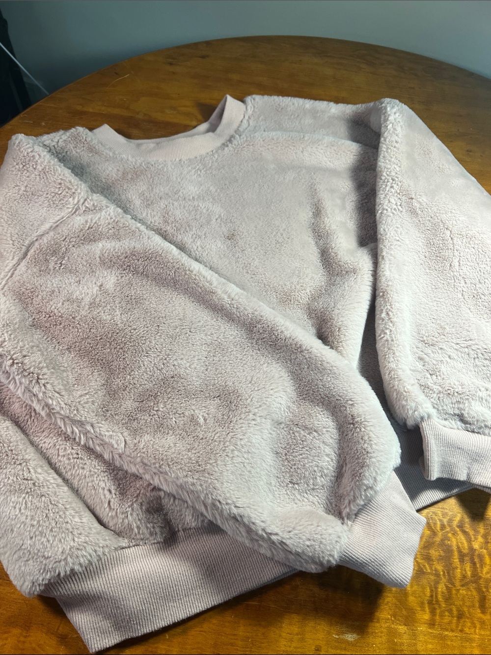 wild fable Plush Crewneck Sweatshirt in Light Lavender